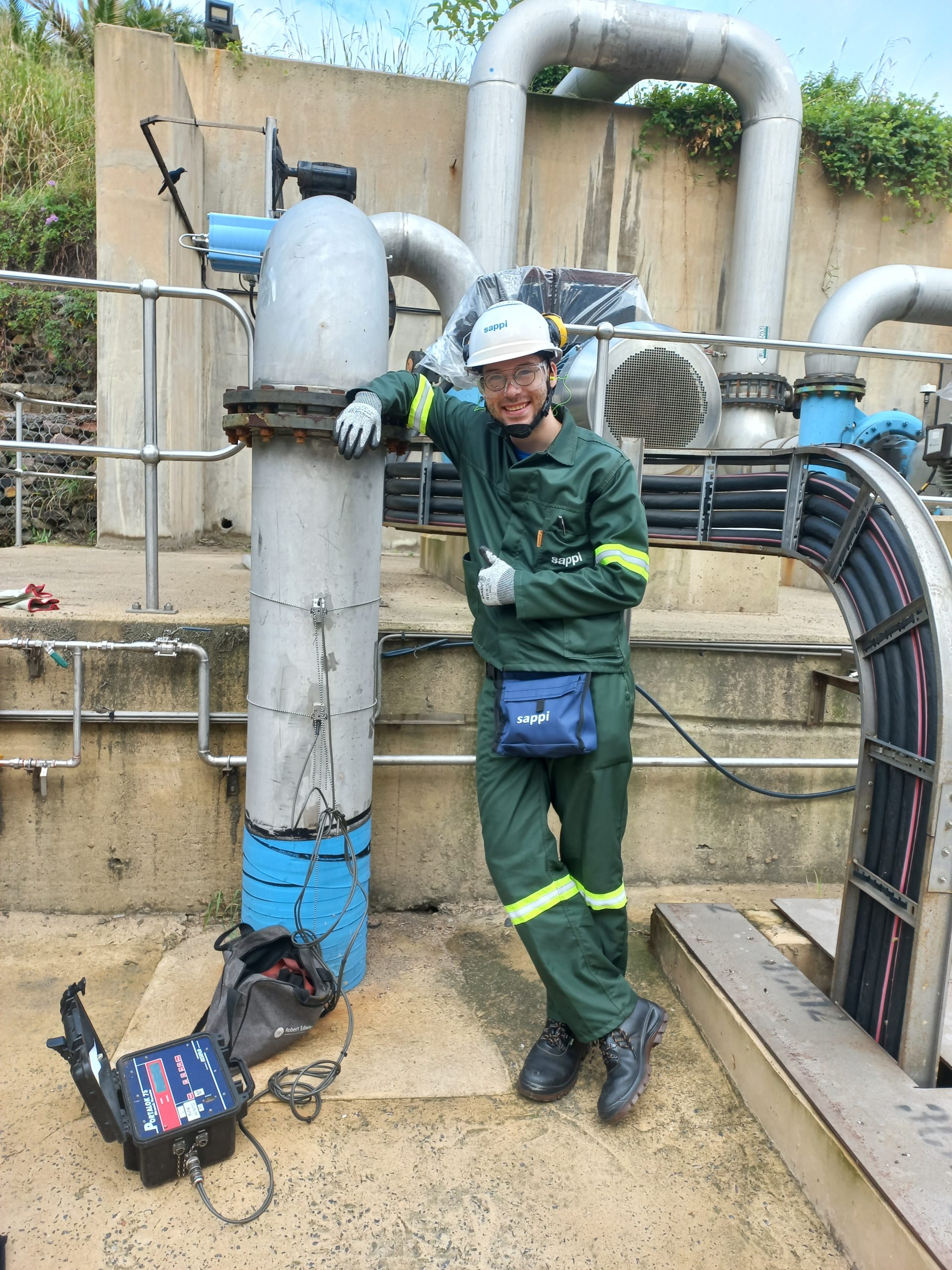 Chris du Toit is a chemical engineer in training at Sappi’s Saiccor mill on the KwaZulu-Natal south coast. His work focuses on process improvement, combining proactive trend monitoring to identify optimisation opportunities with root cause investigations to resolve operational challenges. Working within multidisciplinary teams, he contributes to designing more efficient systems through both theoretical analysis and hands-on involvement, including simulations, sampling, experiments and overseeing equipment installation and maintenance.